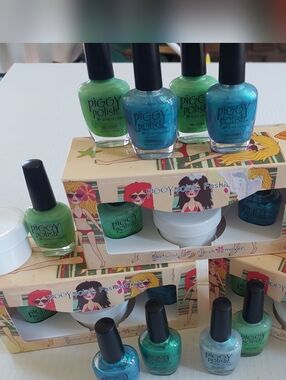 New Piggy Polish Nail Polish serts W/ Extra Polish Green Blue Party Pack